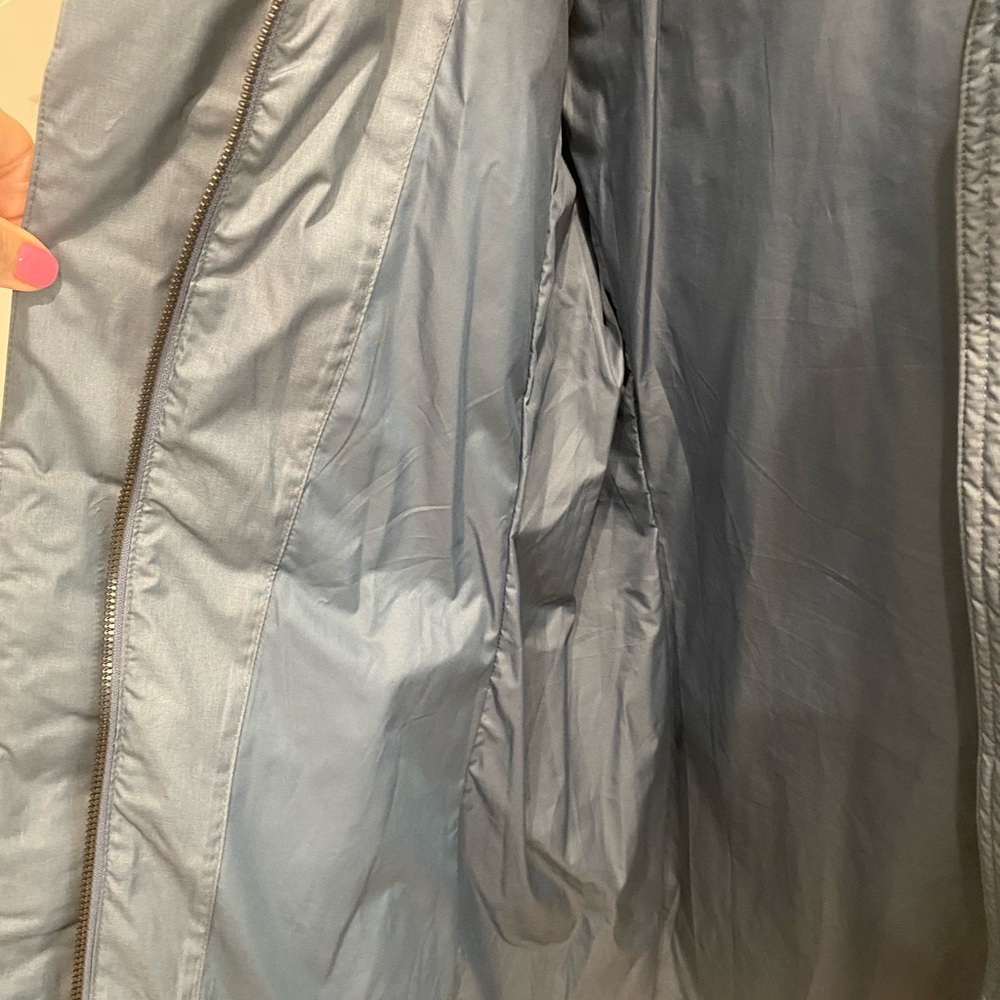 Marmot Women's Pale Blue Quilted Hooded Puffer Coat - Picture 7 of 8